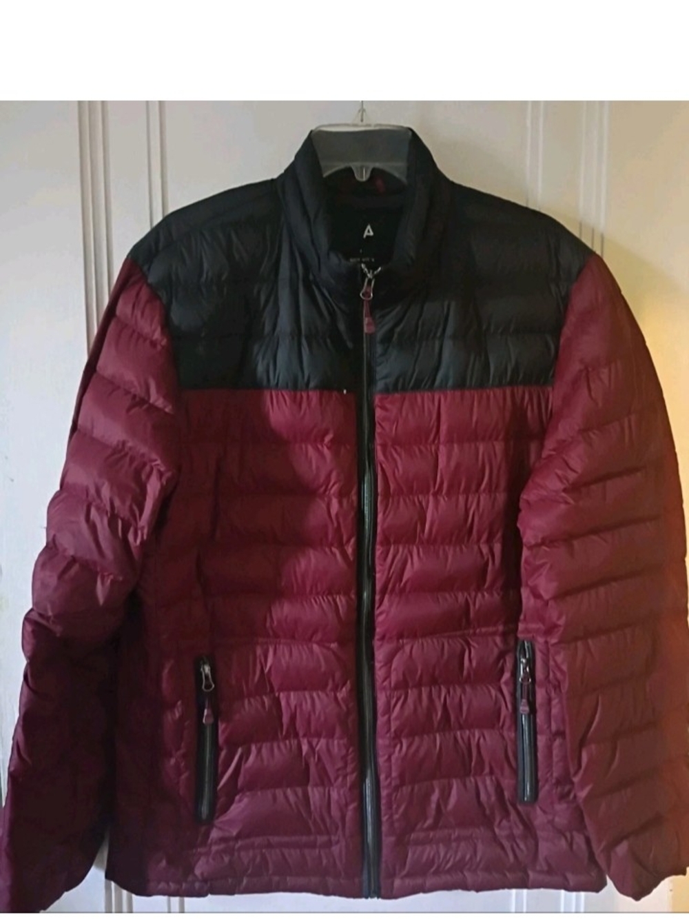 Men's Two-Tone Duck &Down Feather Quilted Jacket - Black & Burgundy